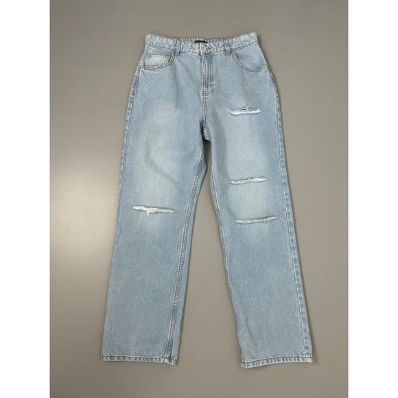 Pretty Little Thing Straight Leg Jeans in Blue Light Wash - Picture 4 of 10